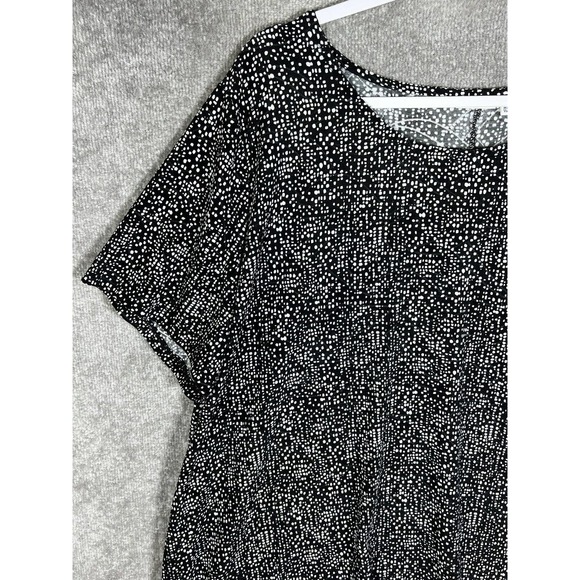 Croft & Barrow Black Textured Abstract Sharkbite Hem Top Womens‎ Size 3X Stretch - Picture 7 of 15
